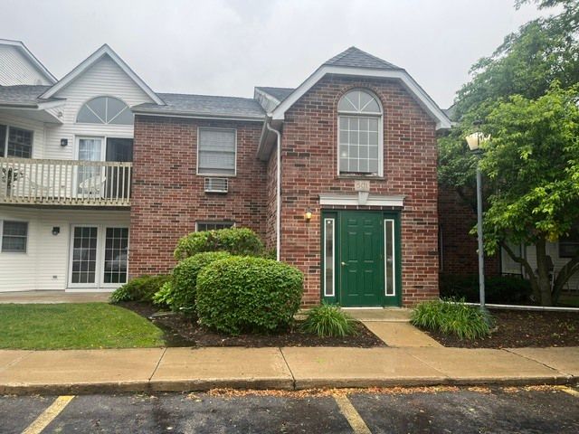 501 Leah Lane #1A — Woodstock, IL 60098