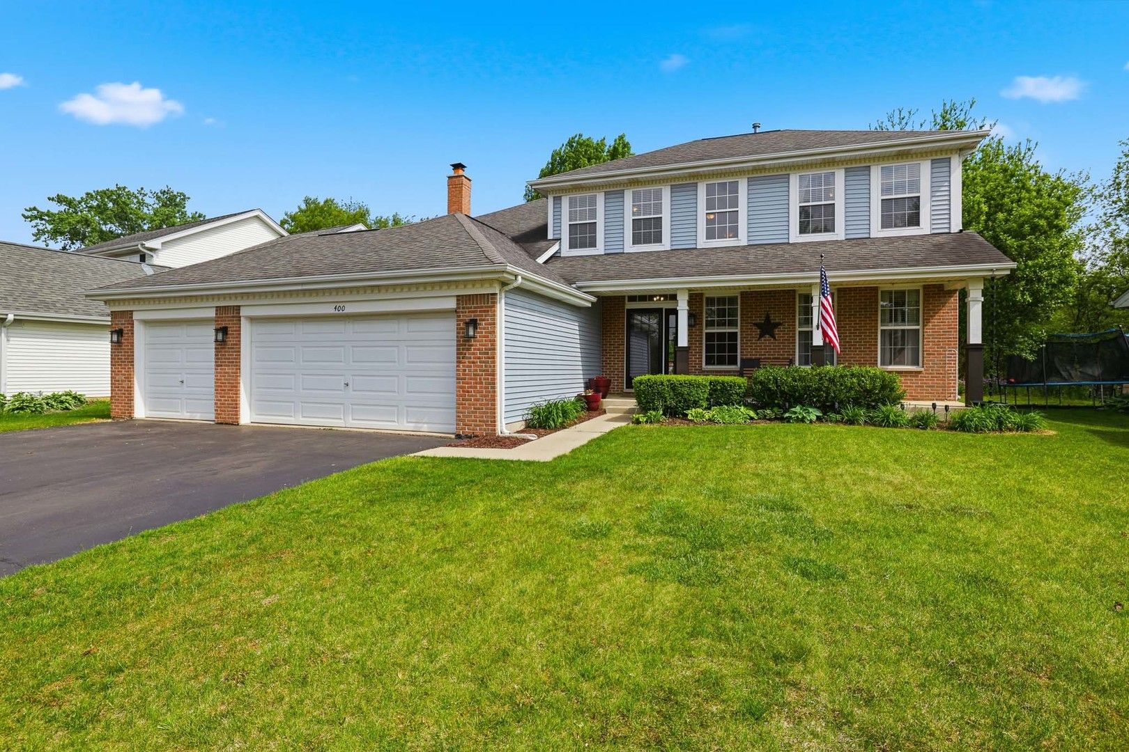 400 Willow Road — Lakemoor, IL 60051