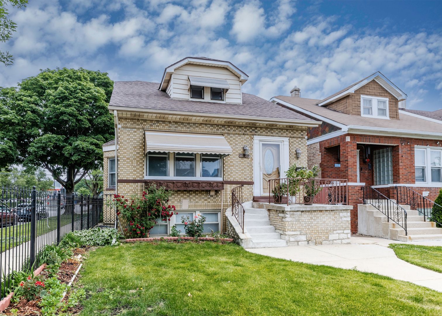 2559 N Parkside Avenue — Chicago, IL 60639