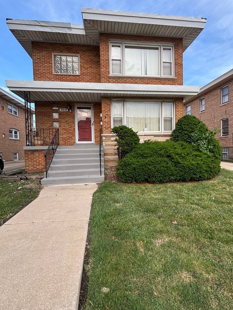 9319 S Pulaski Road — Evergreen Park, IL 60805