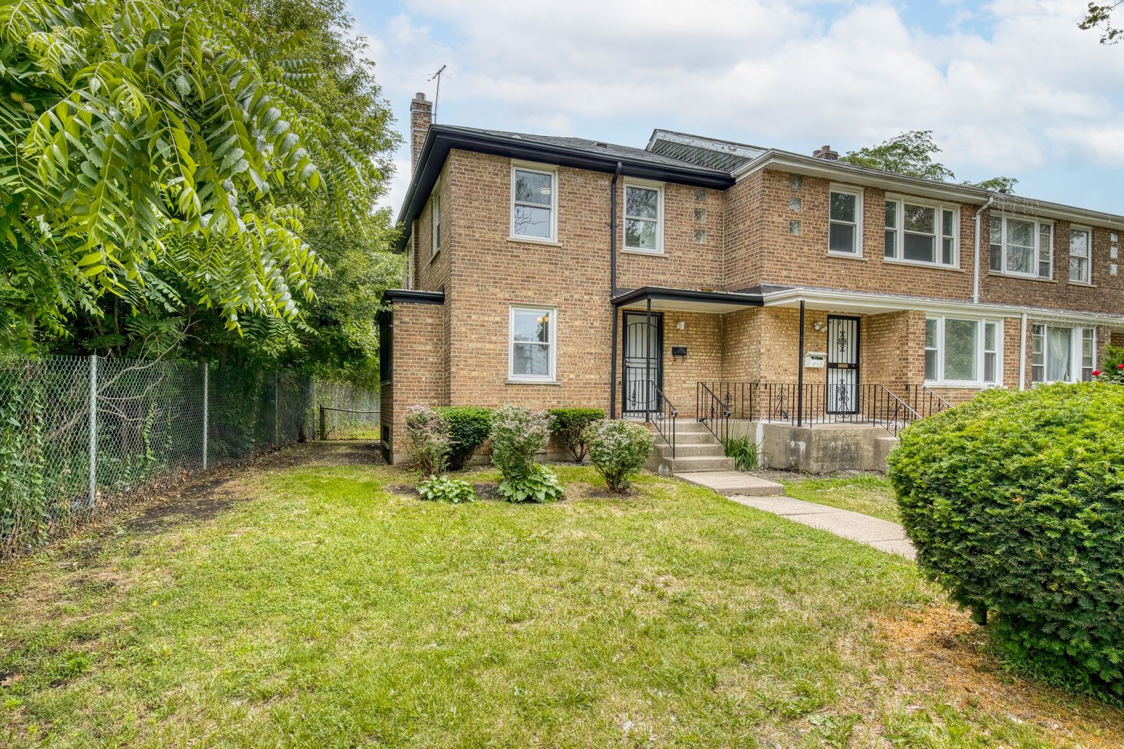 521 E 109th Street — Chicago, IL 60628