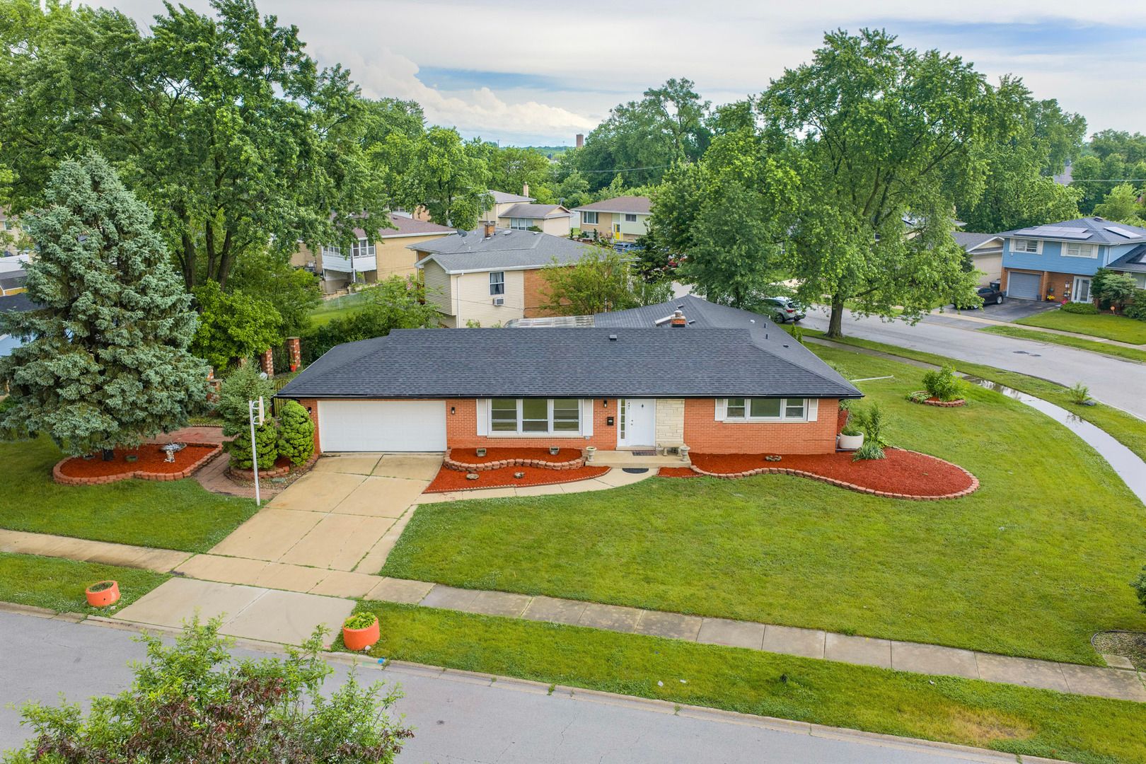 445 E 168TH Place — South Holland, IL 60473