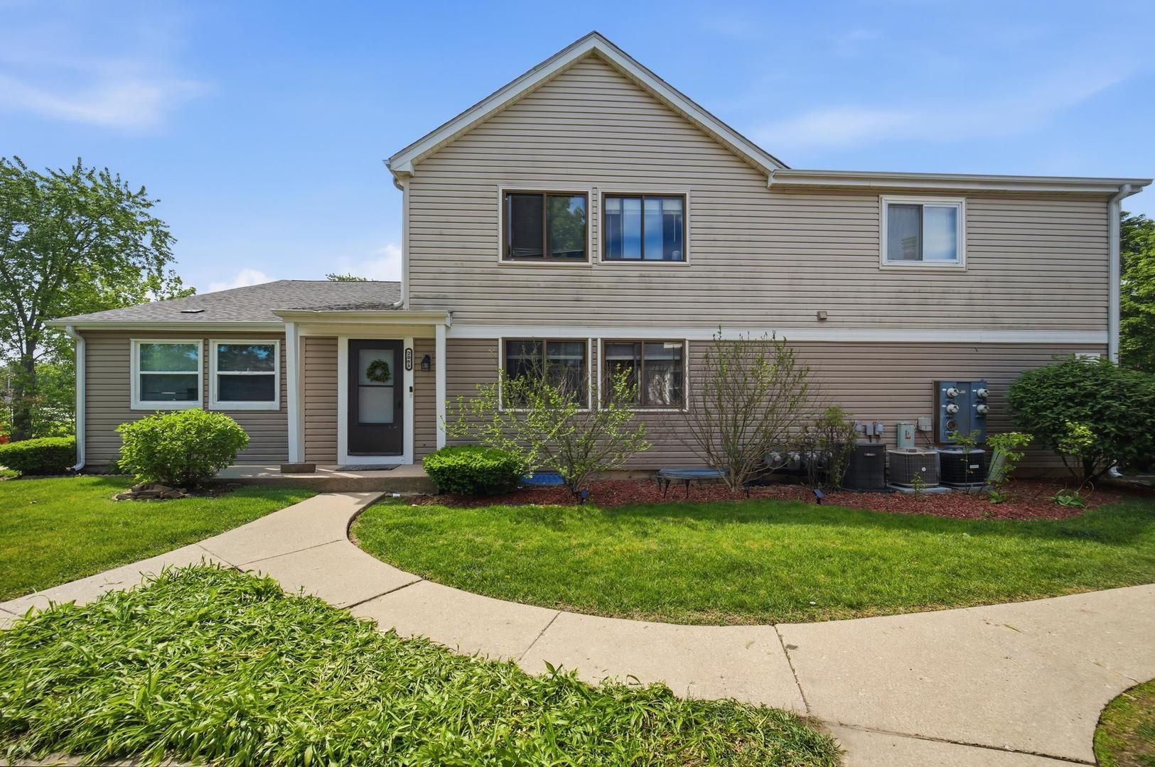 2081 N Ginger Circle — Palatine, IL 60074
