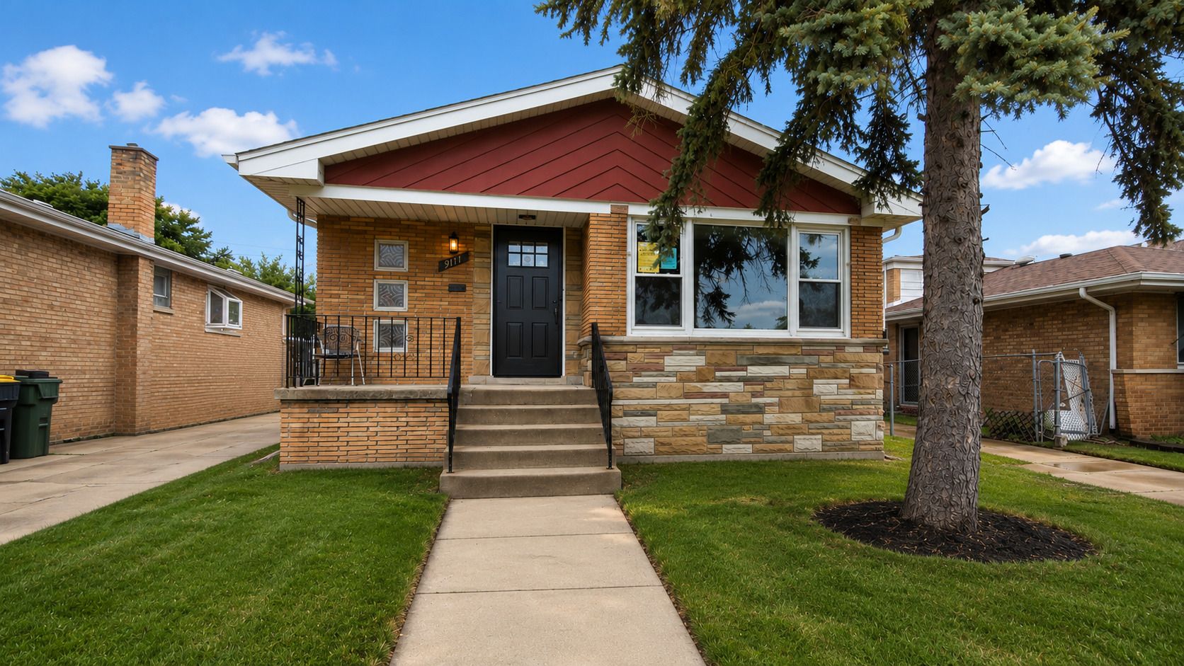 9117 S Saint Louis Avenue — Evergreen Park, IL 60805