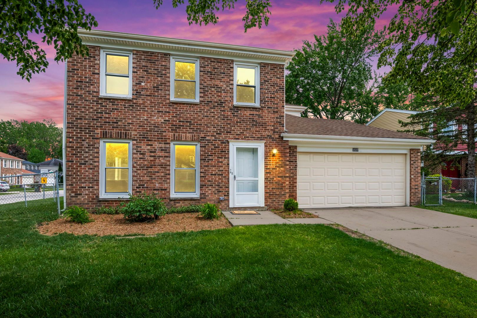 5039 Chambers Drive — Hoffman Estates, IL 60010