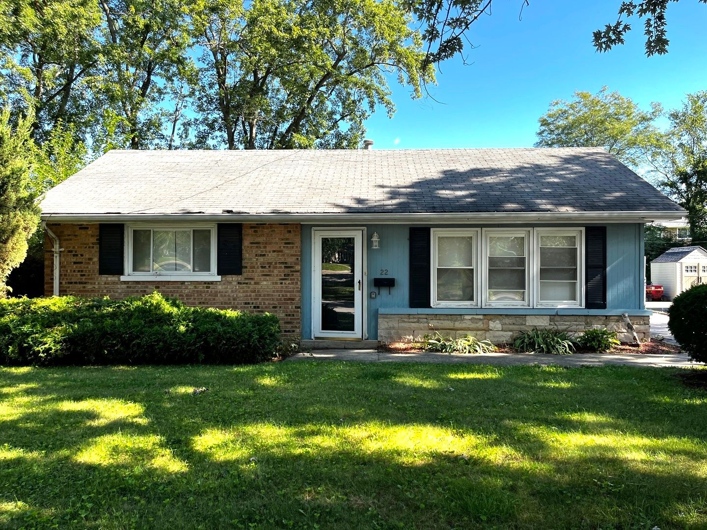 22 Apple Lane — Park Forest, IL 60466