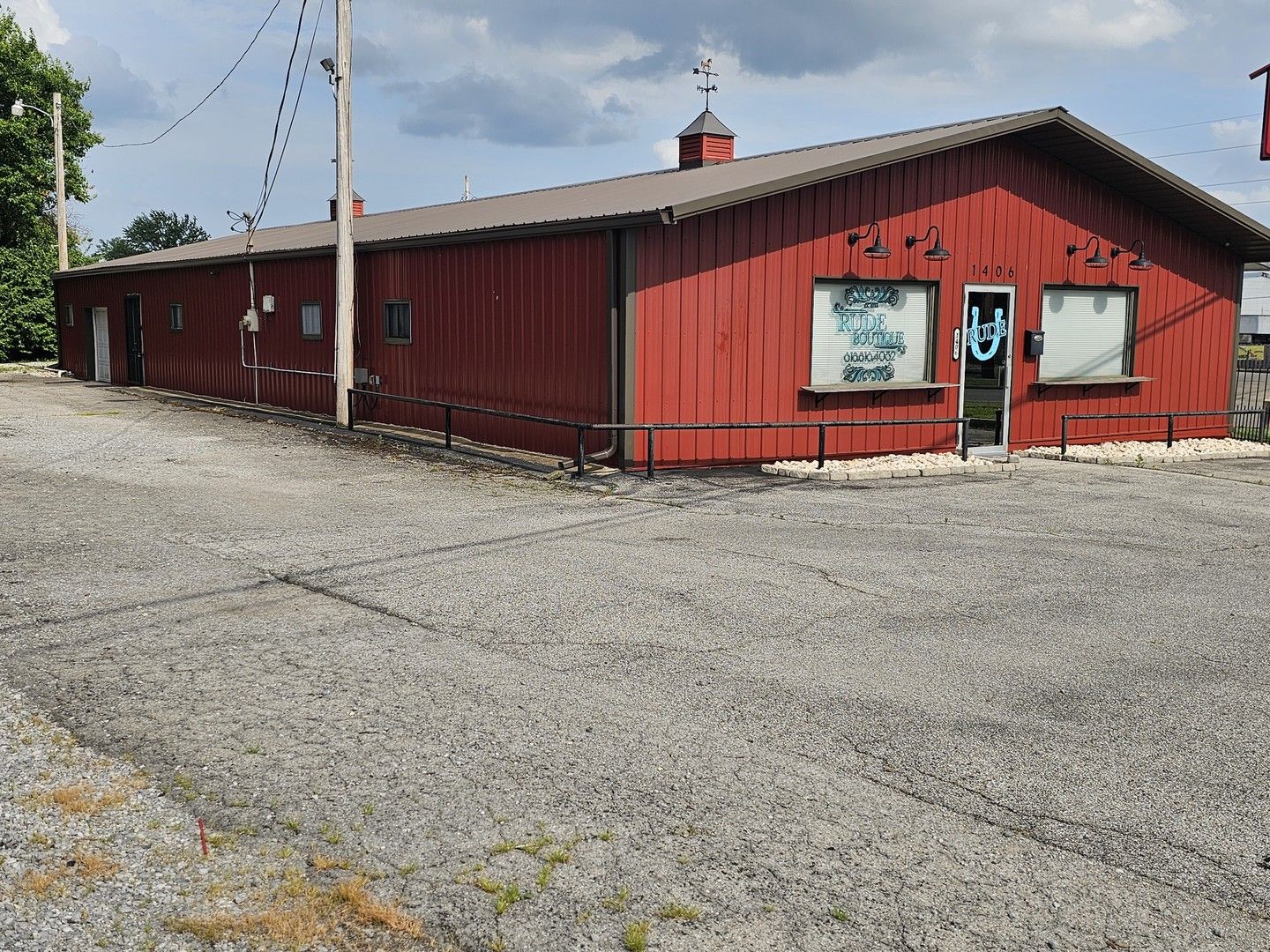 1406 Salem Road — Mt Vernon, IL 62864