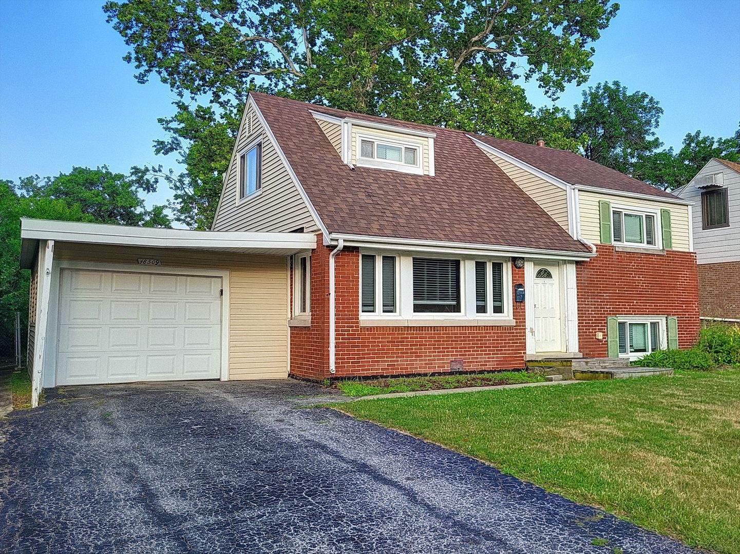 18509 Stedhall Road — Homewood, IL 60430