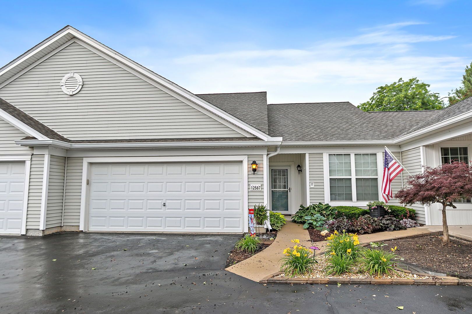 12587 Rock Island Trail — Huntley, IL 60142