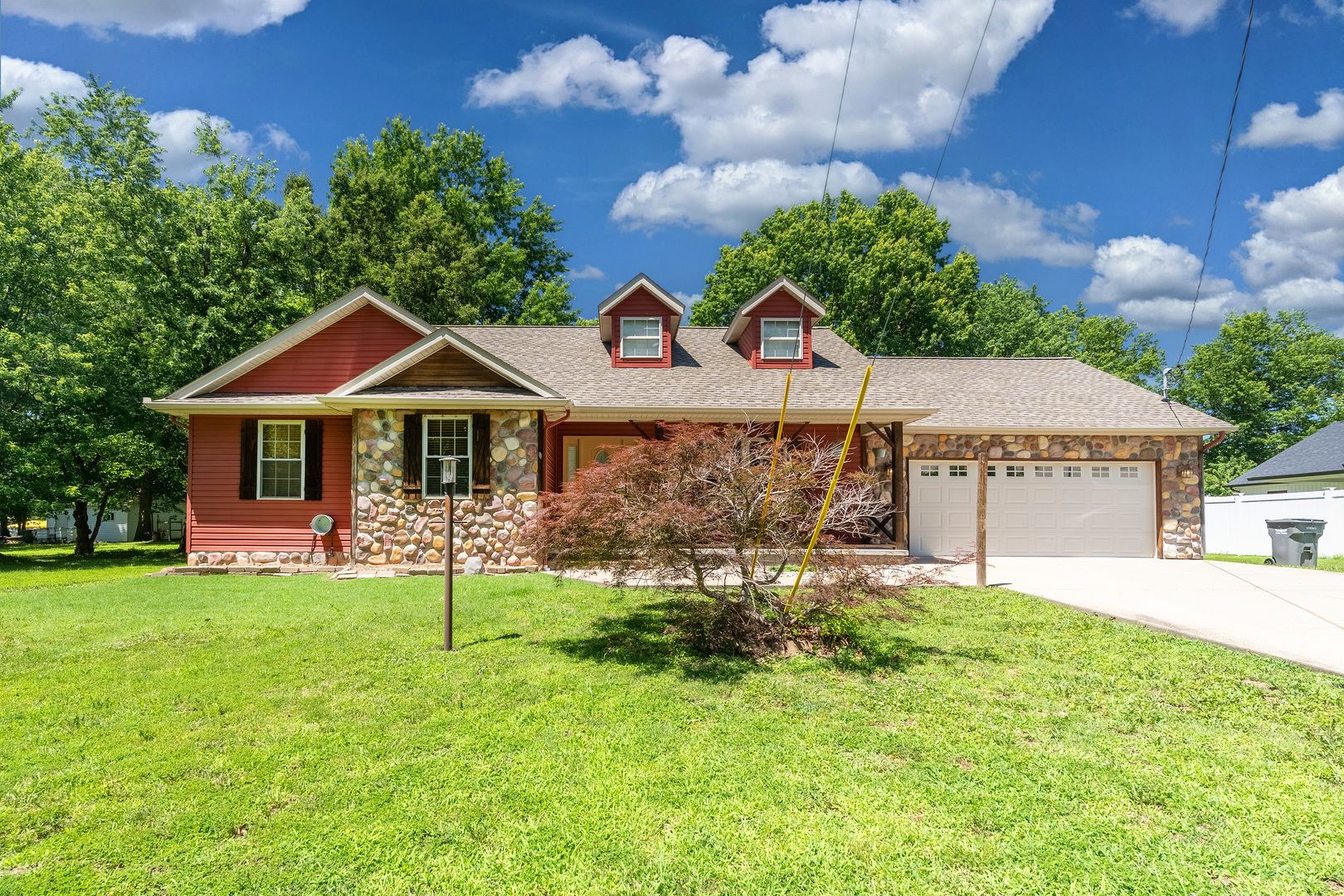 1106 MARION Street — Carterville, IL 62918