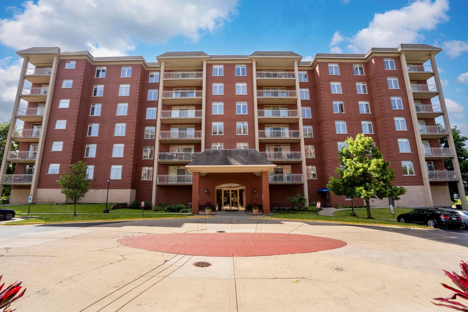 8340 Callie Avenue #104 — Morton Grove, IL 60053