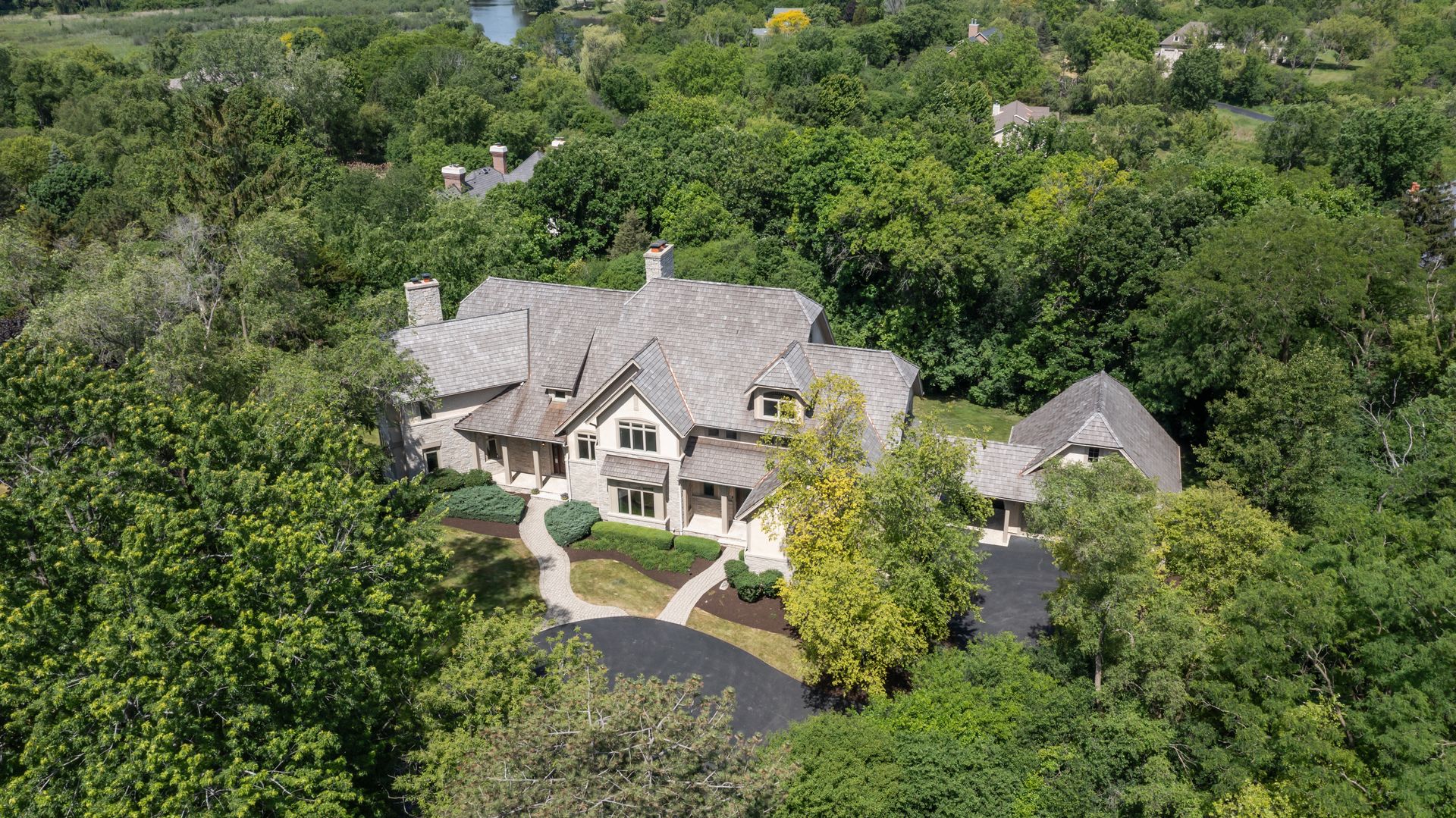 79 S Wynstone Drive — North Barrington, IL 60010