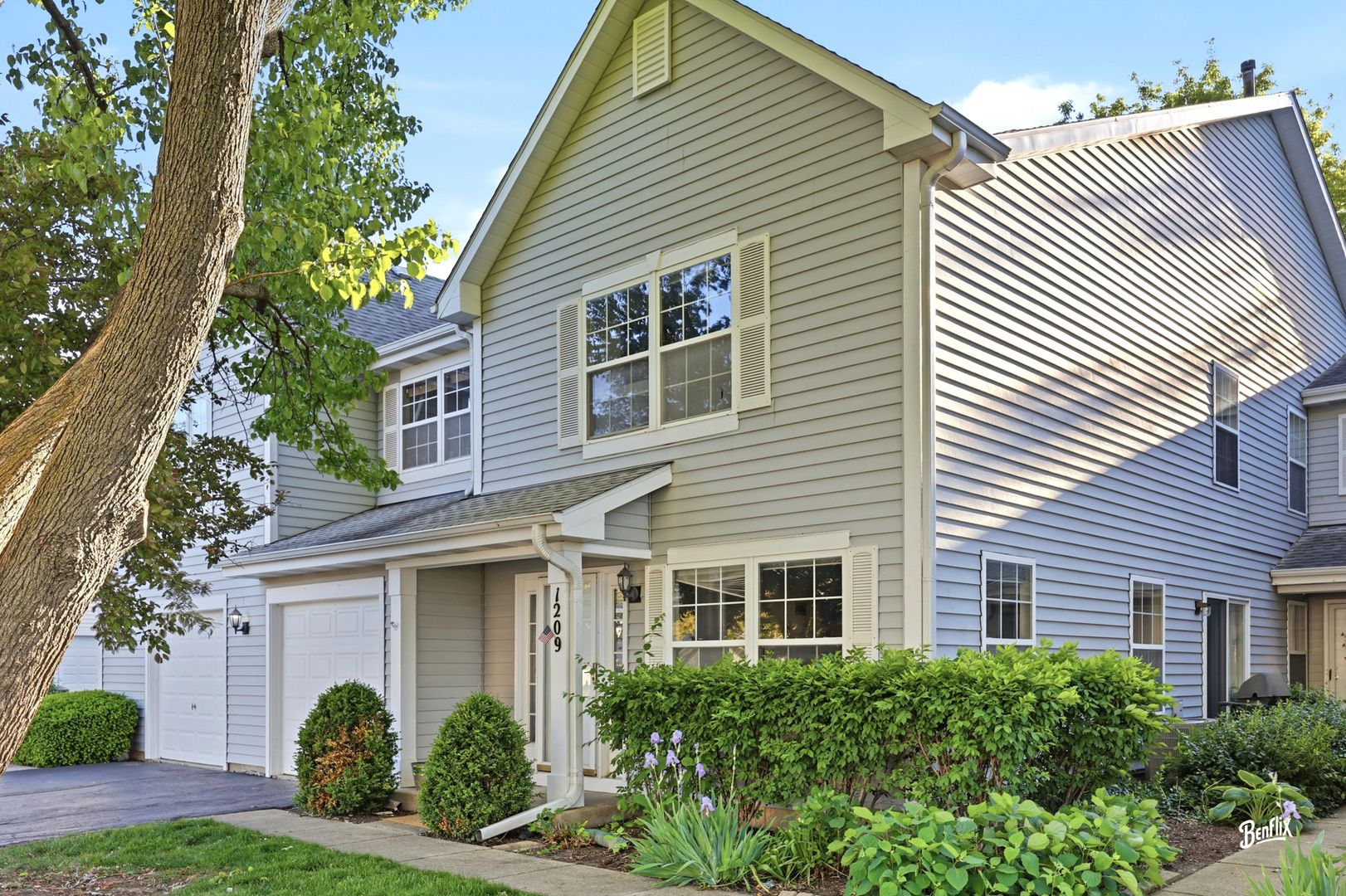 1209 Orleans Drive — Mundelein, IL 60060