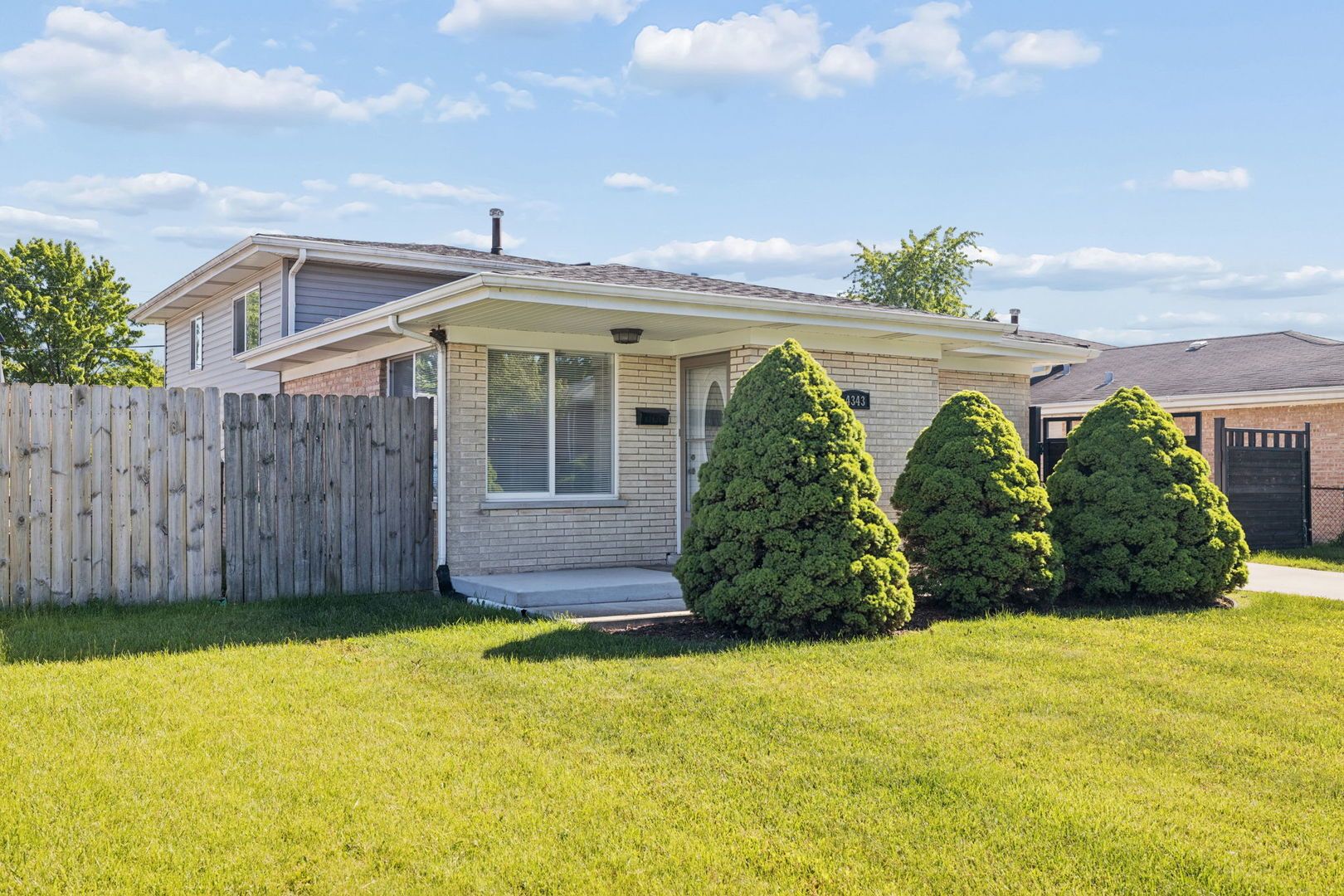 4343 Henry Street — Oak Forest, IL 60452