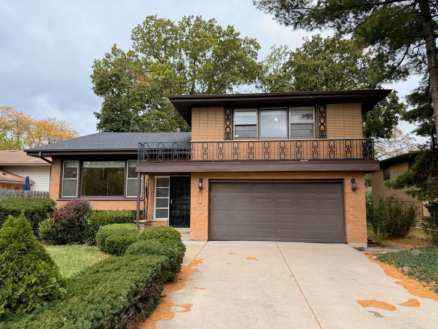 1428 E Lyn Court — Homewood, IL 60430
