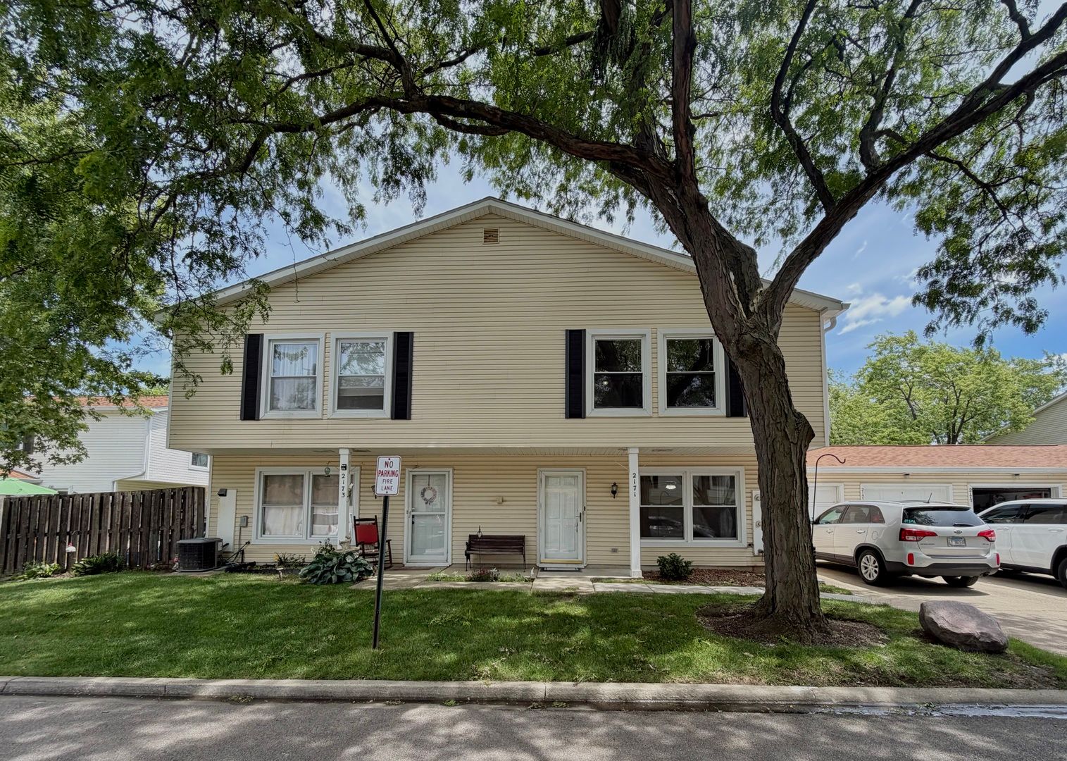 2171 Heather Lane — Palatine, IL 60074
