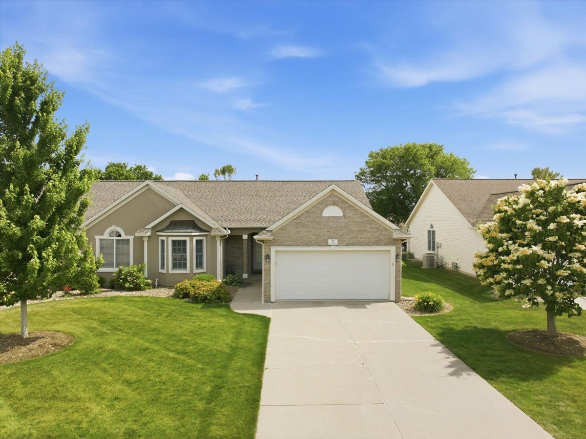 25 Inglewood Lane #0 — Bloomington, IL 61704