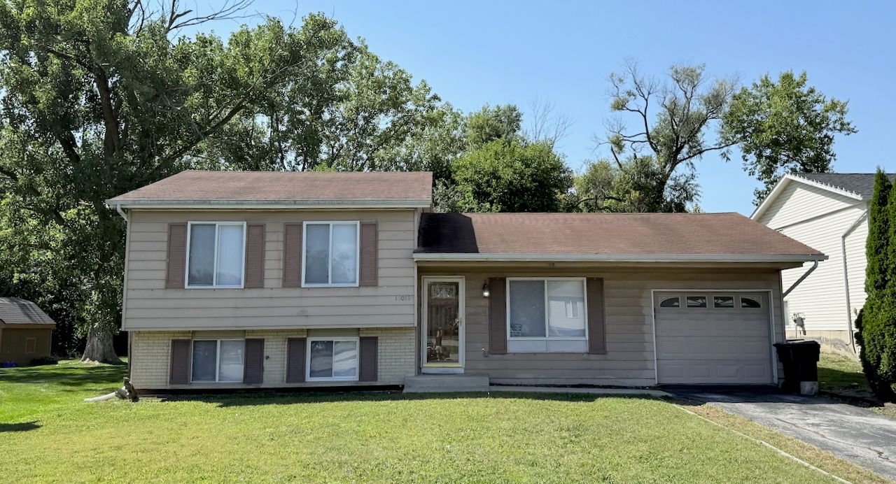 18018 Chantilly Lane — Hazel Crest, IL 60429