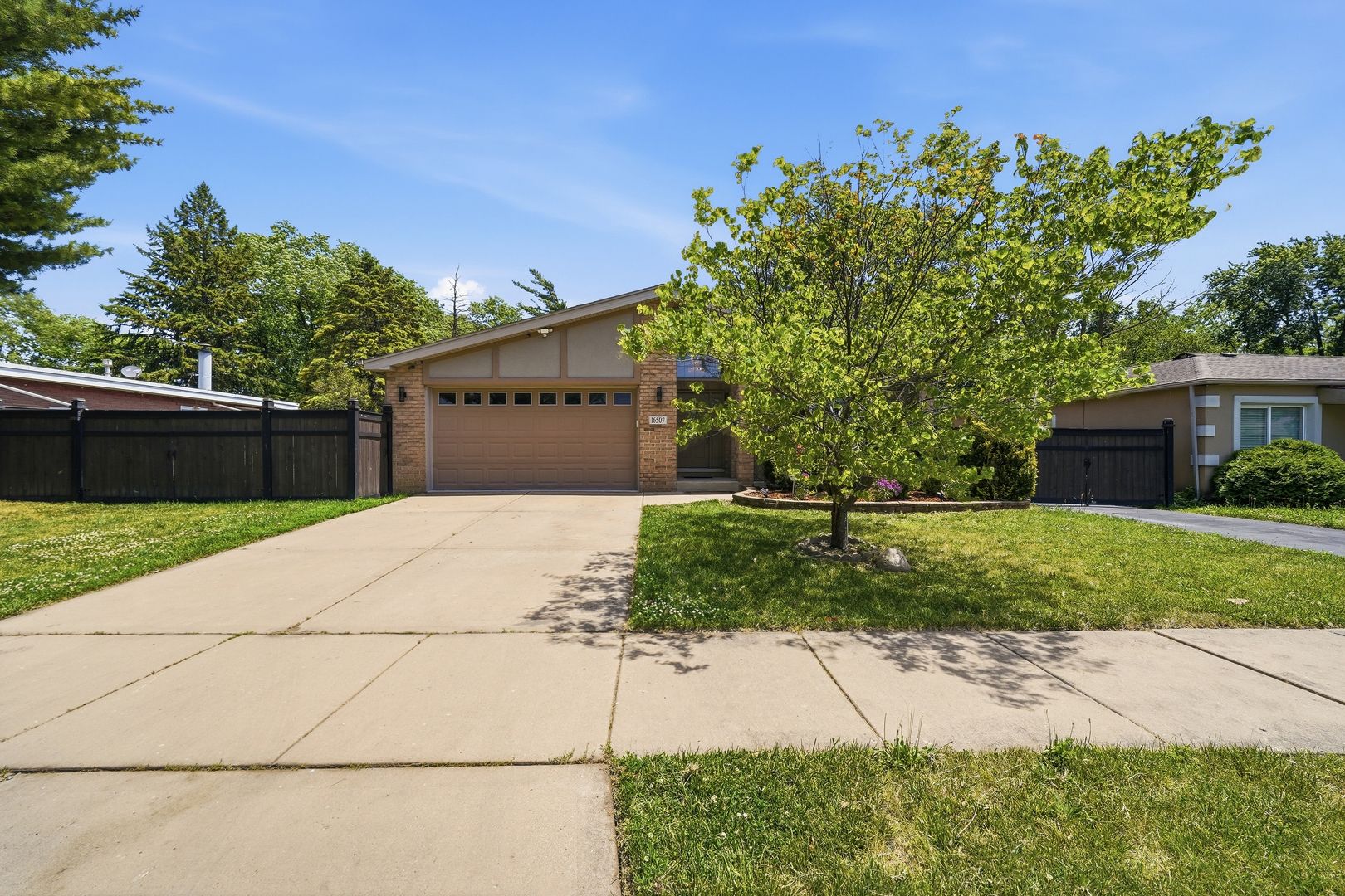 16507 Union Avenue — Harvey, IL 60426