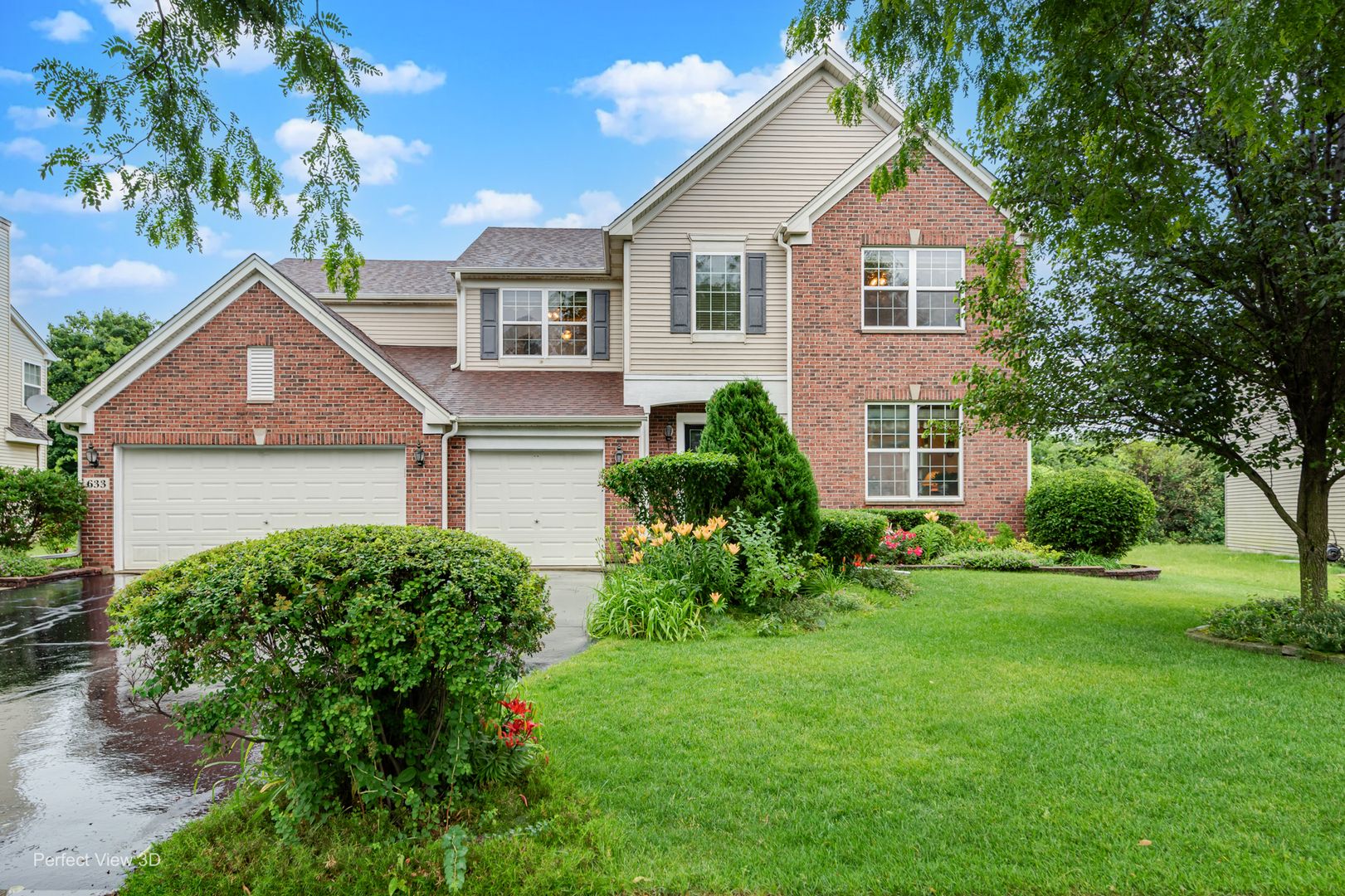 633 Versailles Drives — Bartlett, IL 60103