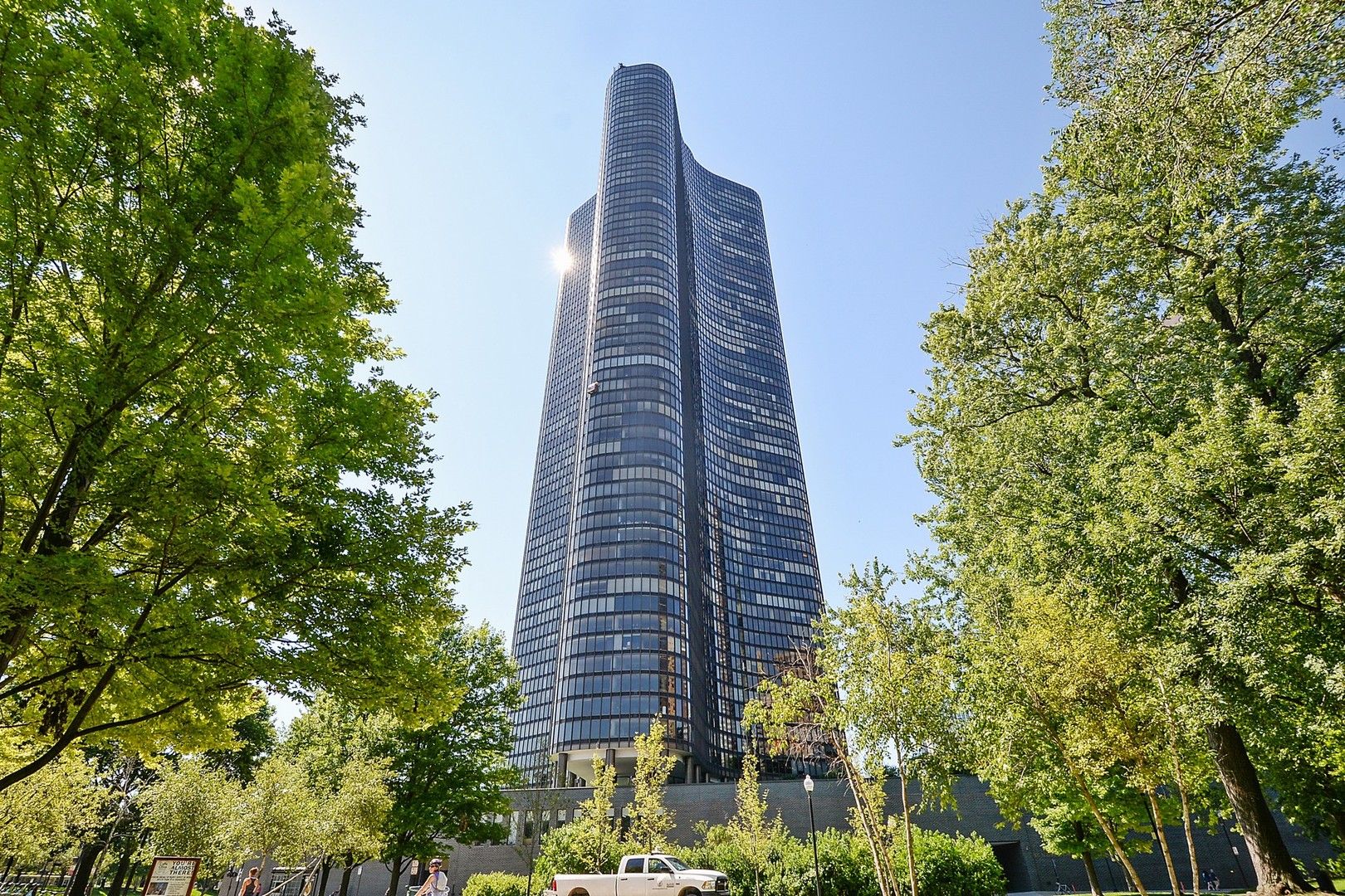 505 N Lake Shore Drive #1812 — Chicago, IL 60611