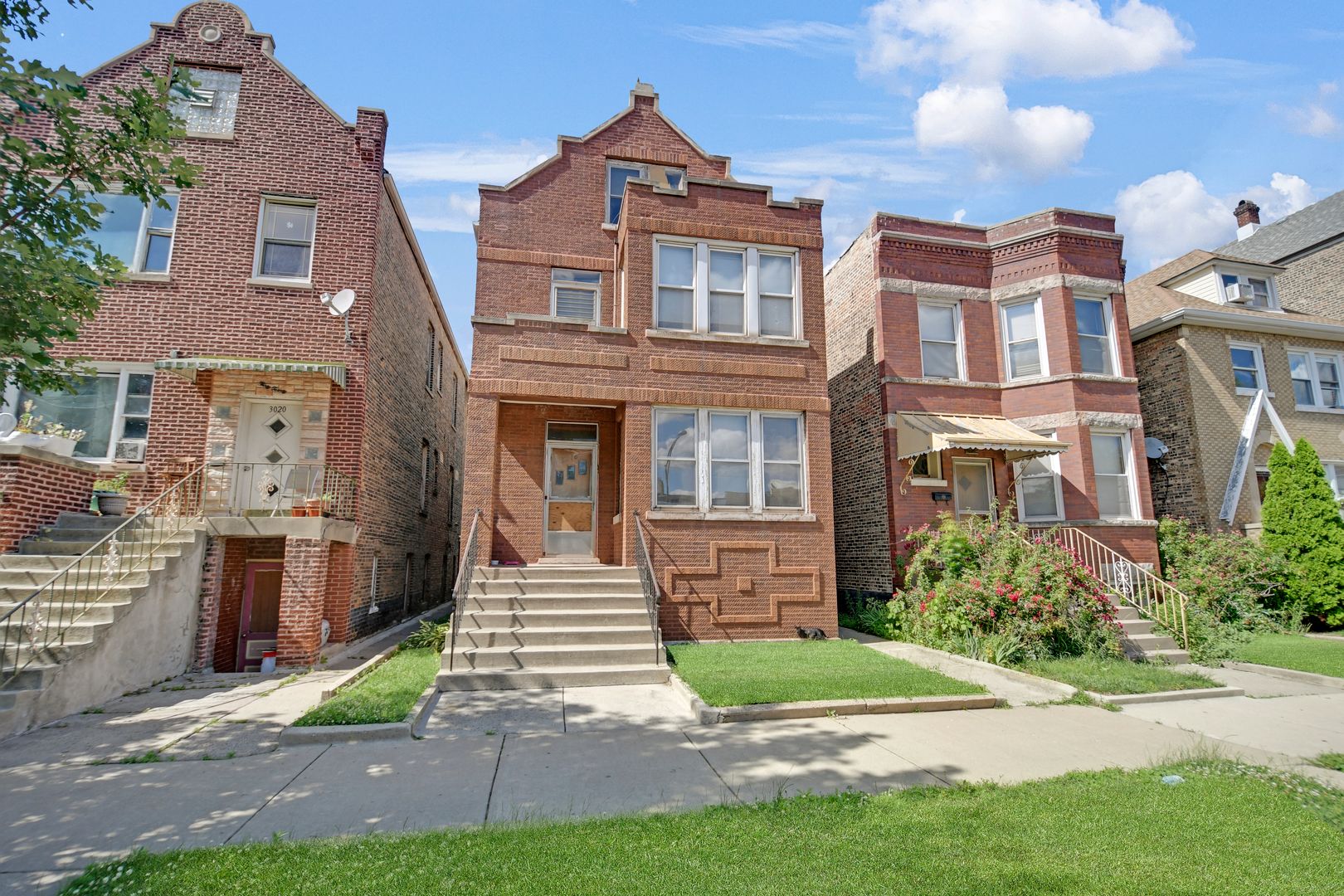 3018 W 42nd Street — Chicago, IL 60632