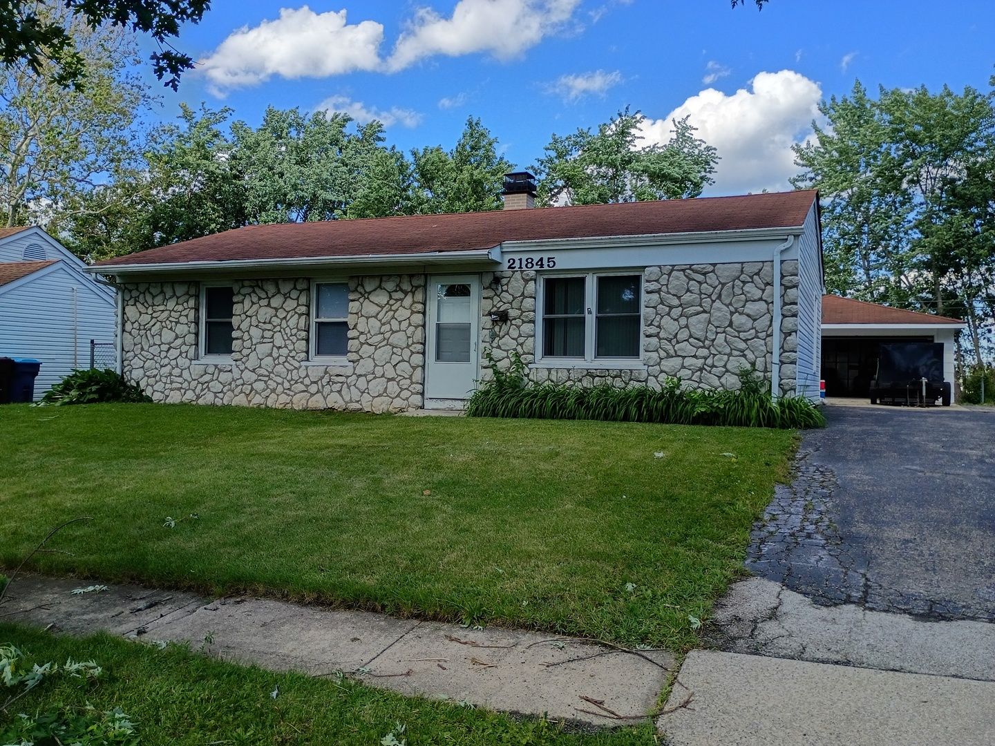 21845 Orion Avenue — Sauk Village, IL 60411
