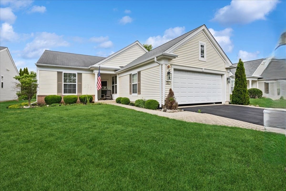 13243 Sierra Glen Road — Huntley, IL 60142