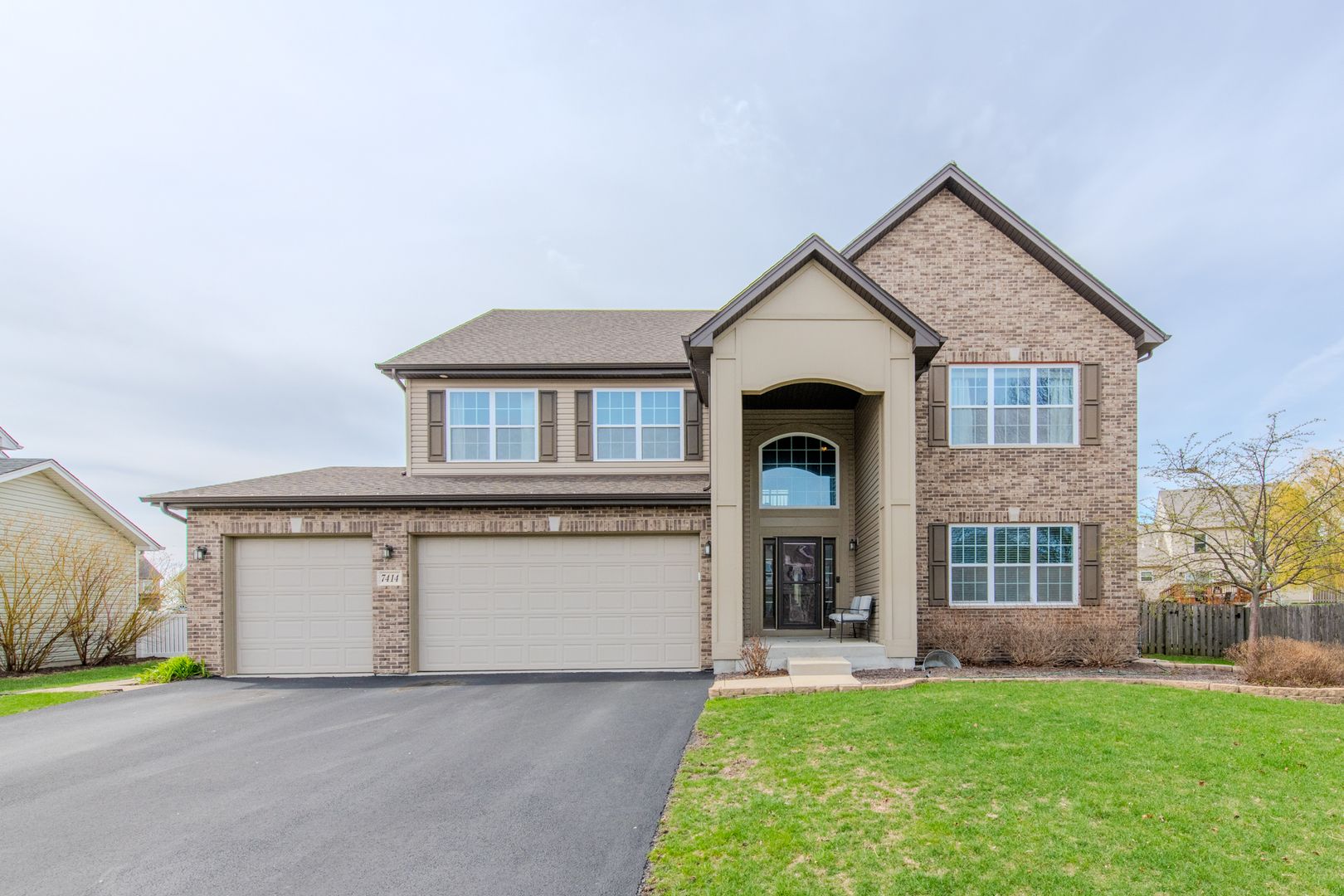 7414 Ascot Court E — Joliet, IL 60431