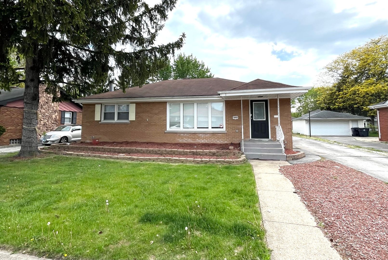 16626 Holland Avenue — South Holland, IL 60473
