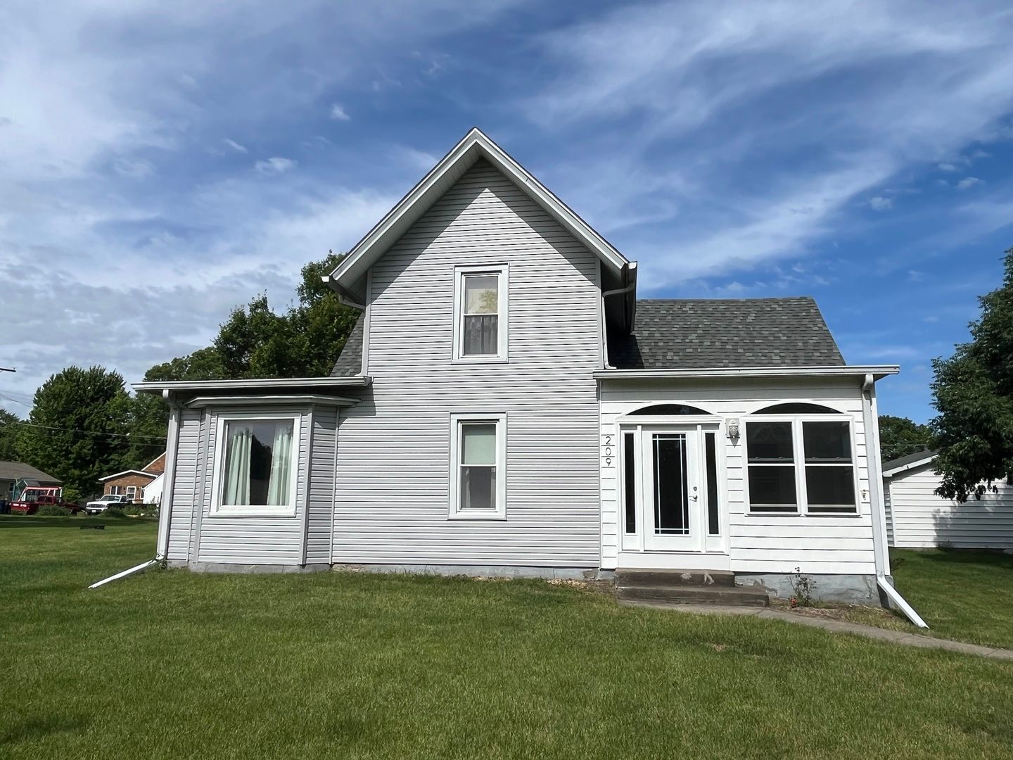209 N School Street — Atkinson, IL 61235
