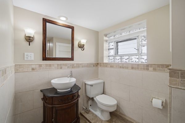 455 S Northwest Highway — Park Ridge, IL 60068