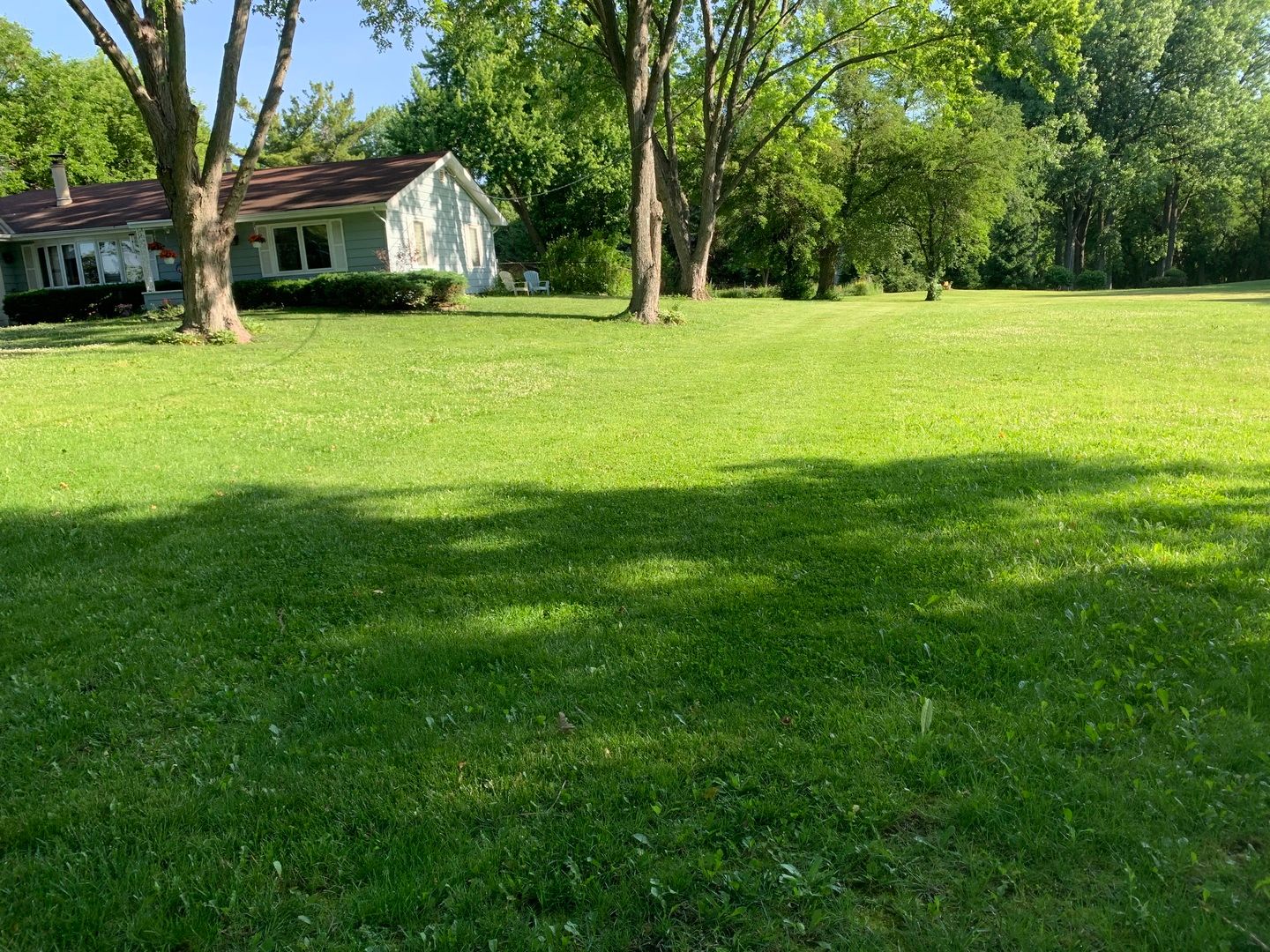 2006 Old Peterson Road — Libertyville, IL 60048