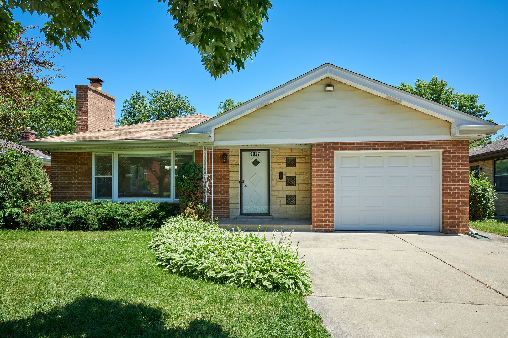 9027 Kenton Avenue — Skokie, IL 60076