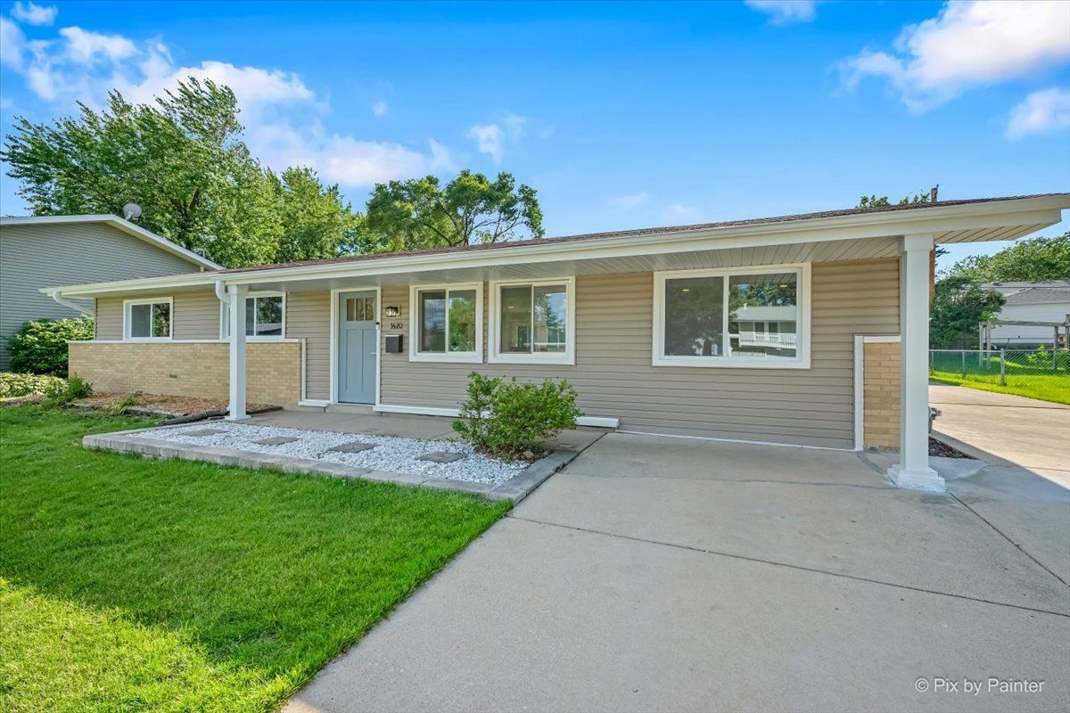 1420 Cooper Road — Hoffman Estates, IL 60169
