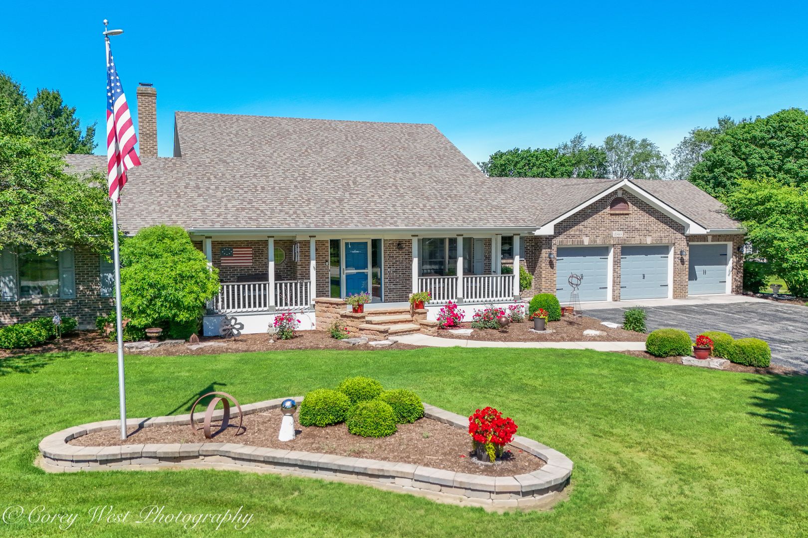 1545 Sunflower Drive — Sycamore, IL 60178