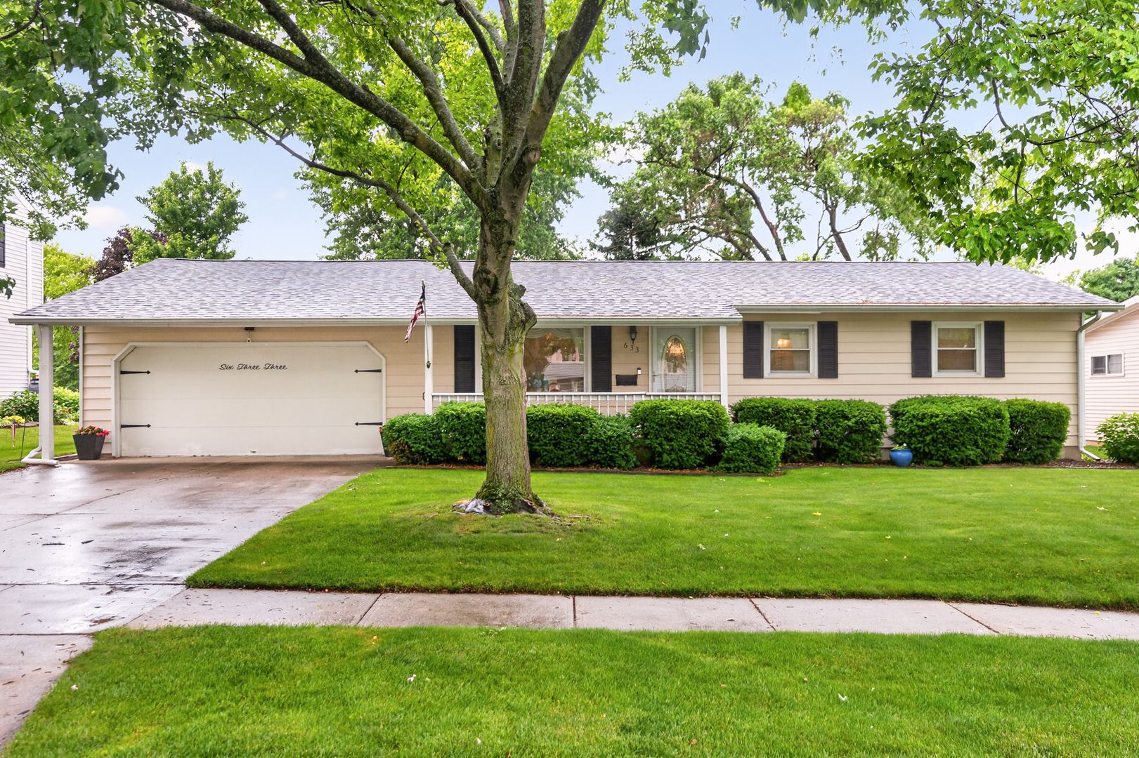 633 Emmert Drive — Sycamore, IL 60178
