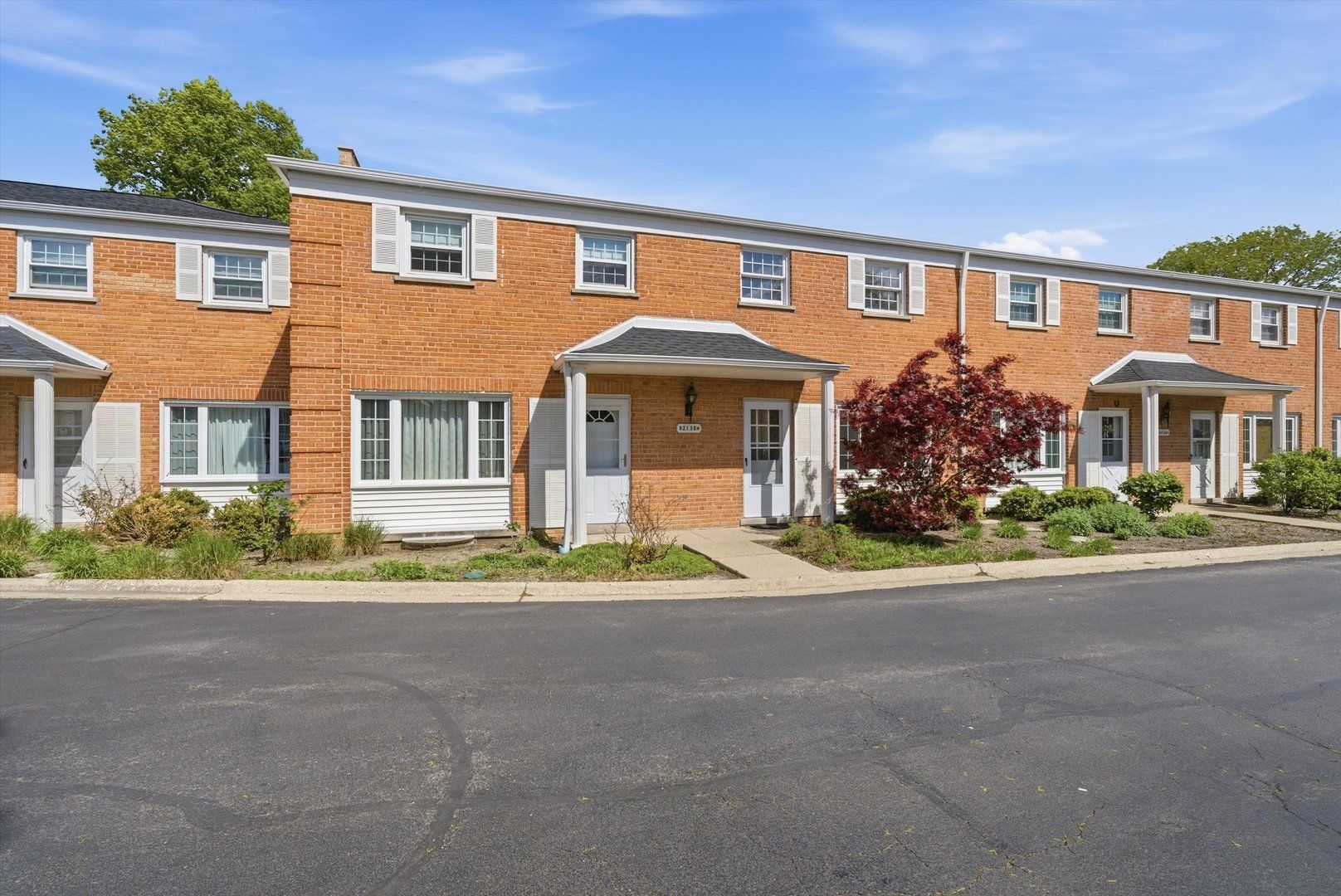 2138 Rugen Road #A — Glenview, IL 60026