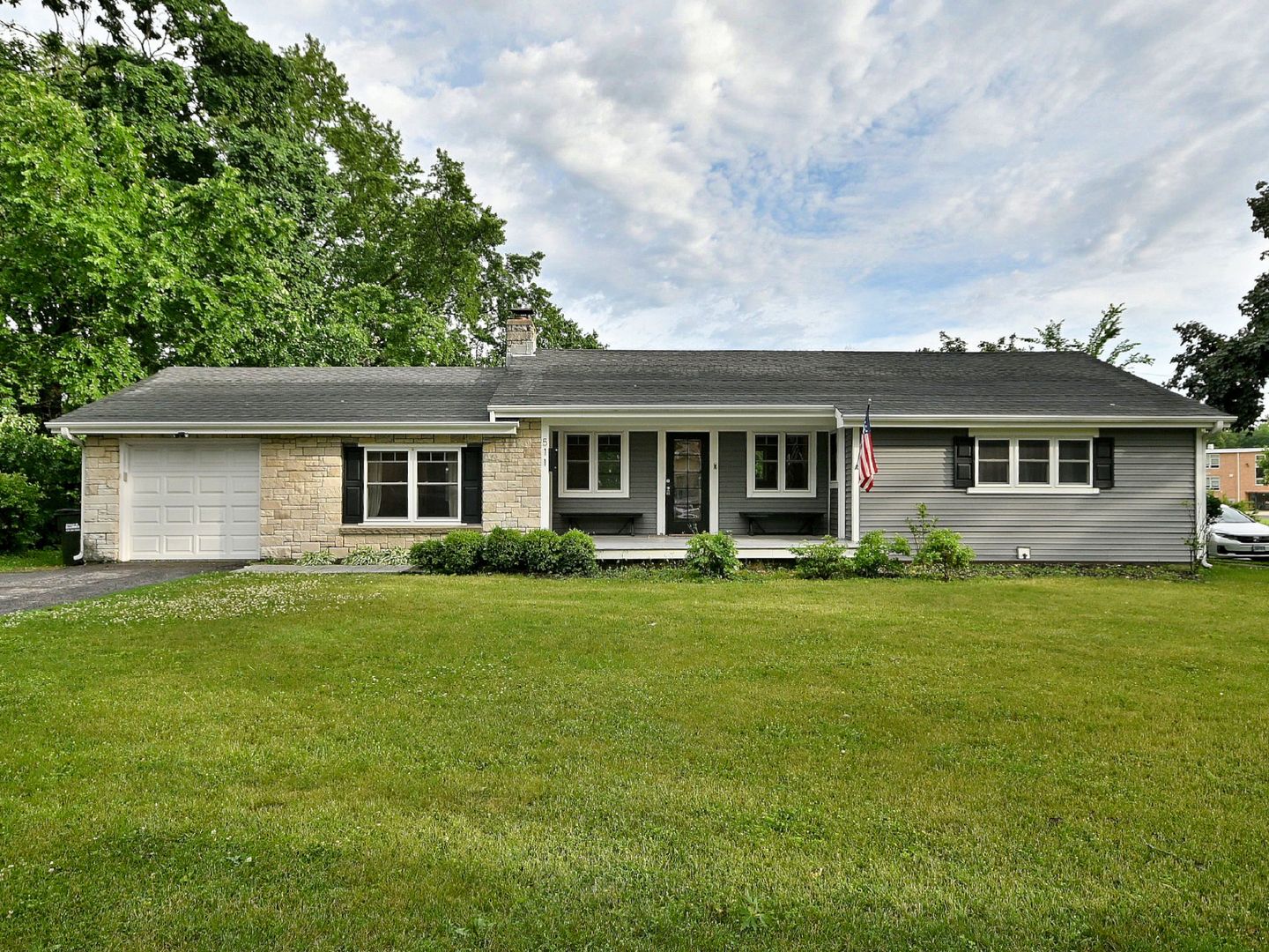 511 Everett Avenue — Crystal Lake, IL 60014