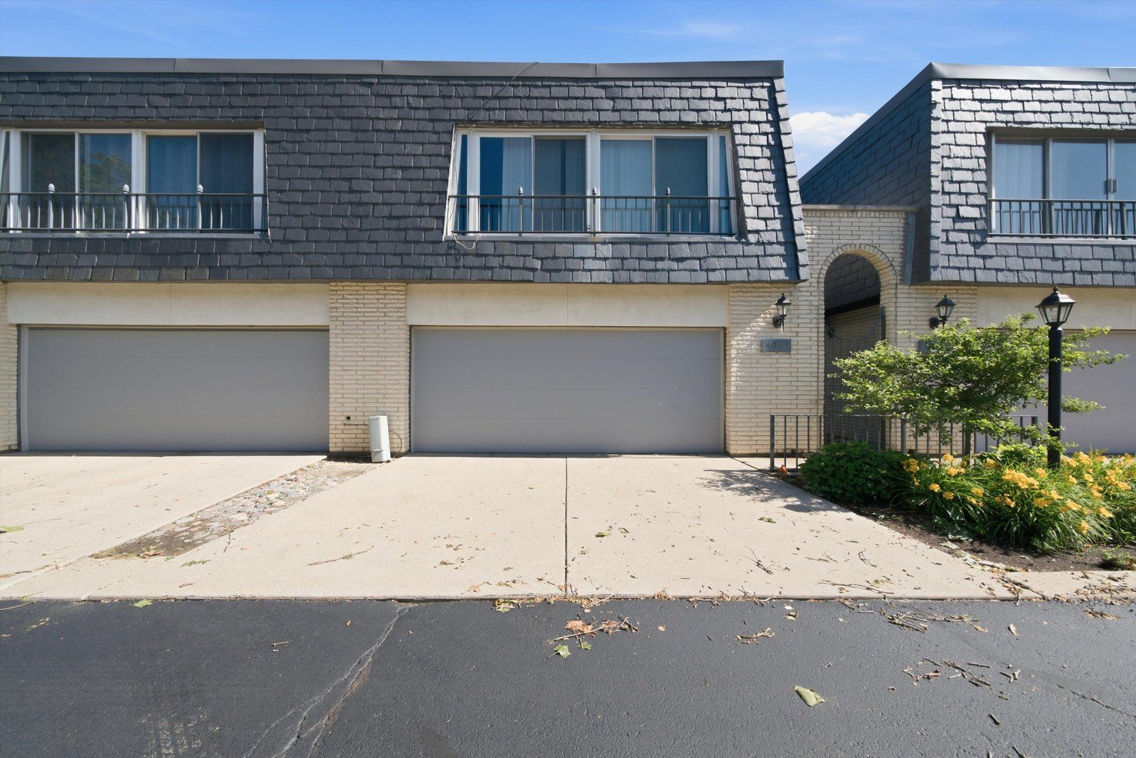 4042 Trafalgar Lane #4042 — Oak Lawn, IL 60453