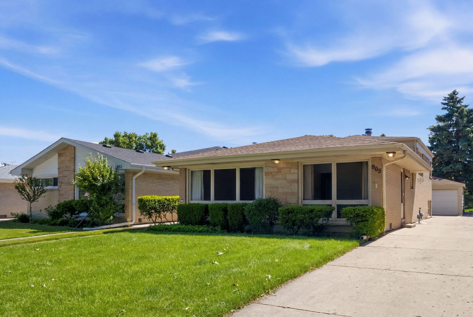 905 Long Road — Glenview, IL 60025