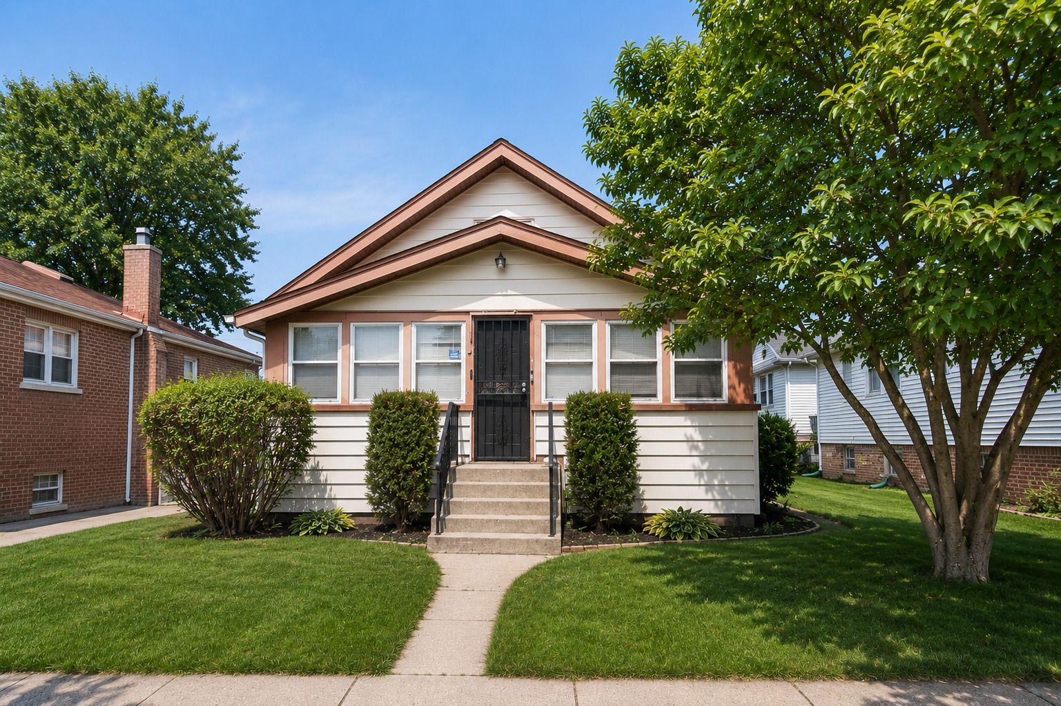 603 Greenbay Avenue — Calumet City, IL 60409