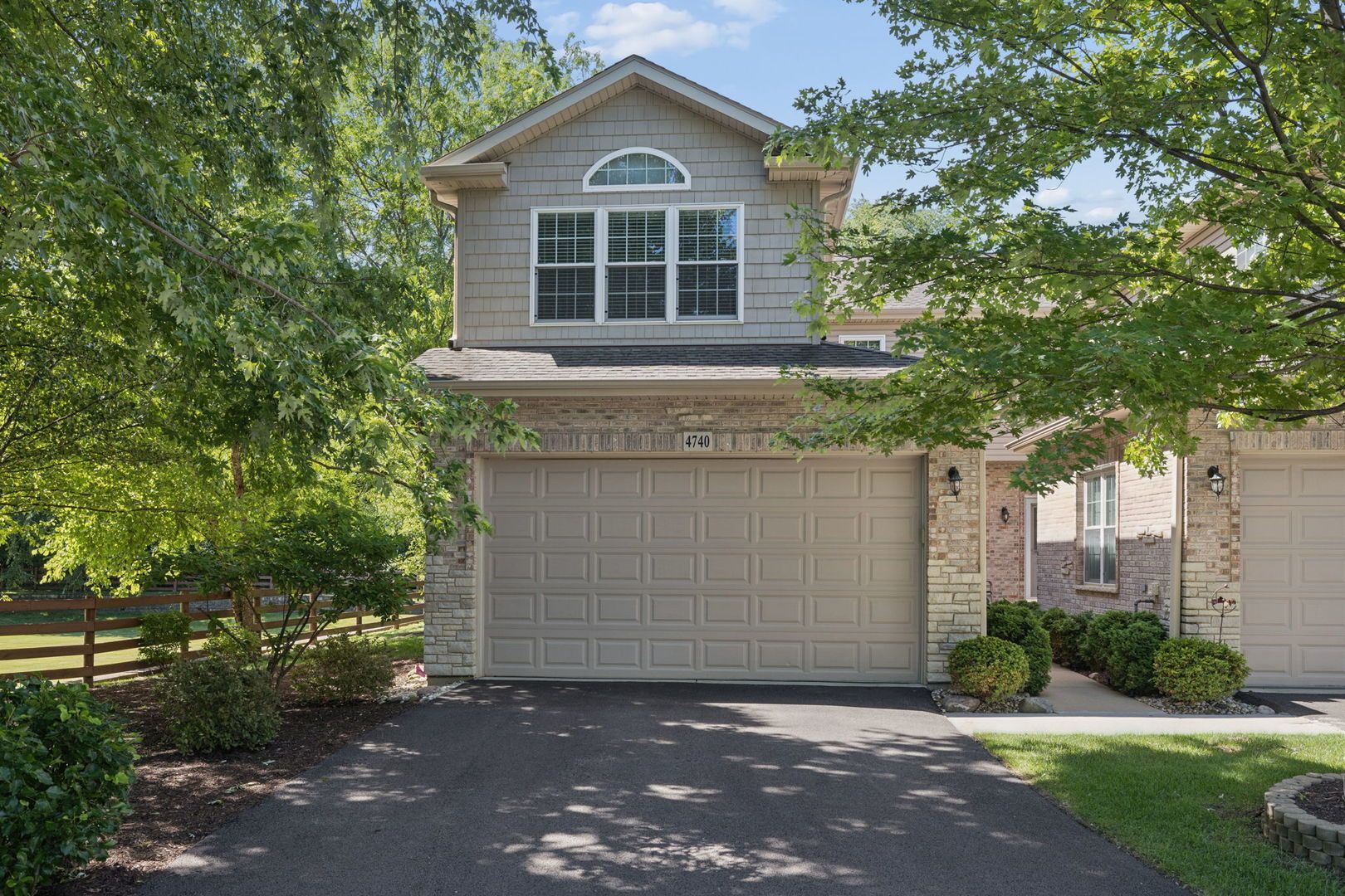 4740 Auvergne Avenue #4740 — Lisle, IL 60532