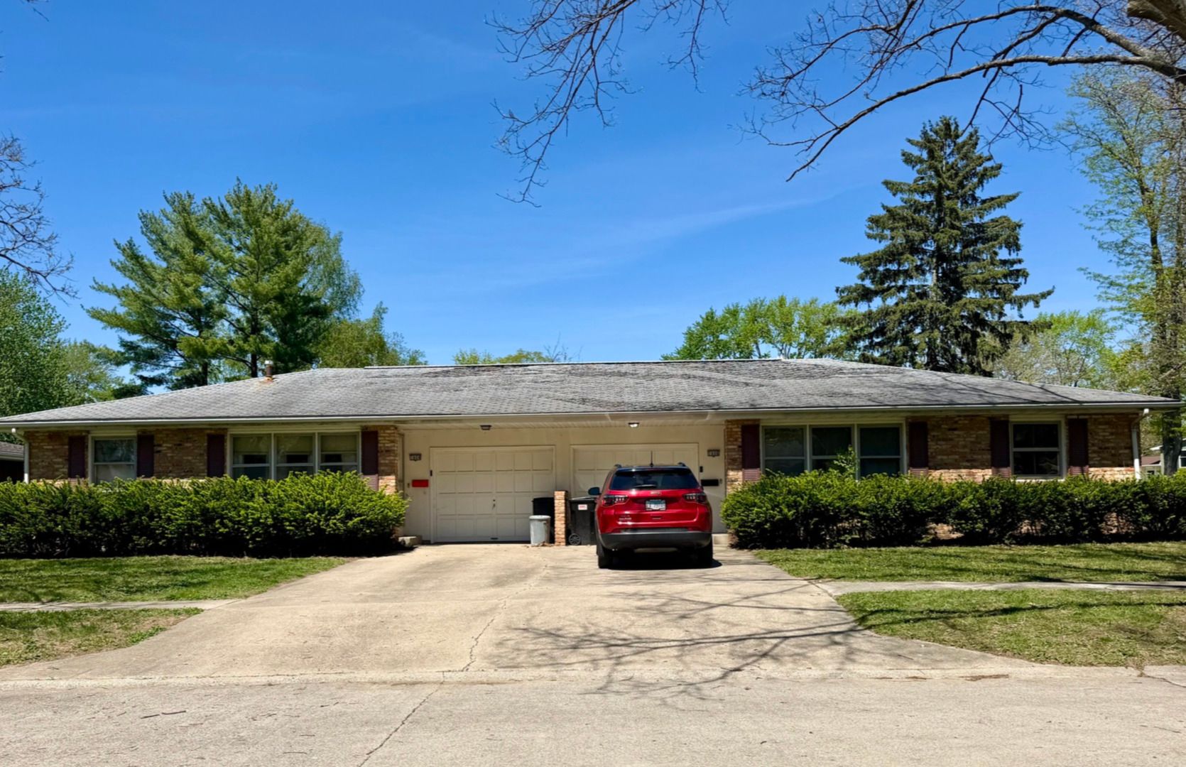 1004 Shurts Street — Urbana, IL 61801