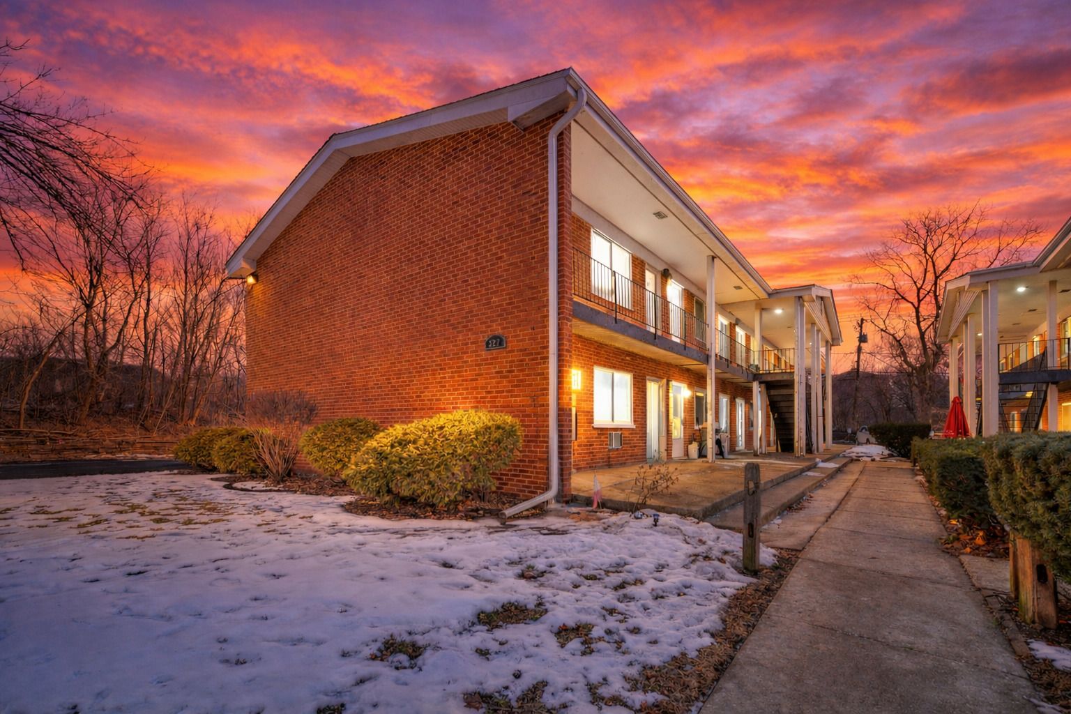 327 N Princeton Avenue #9 — Villa Park, IL 60181