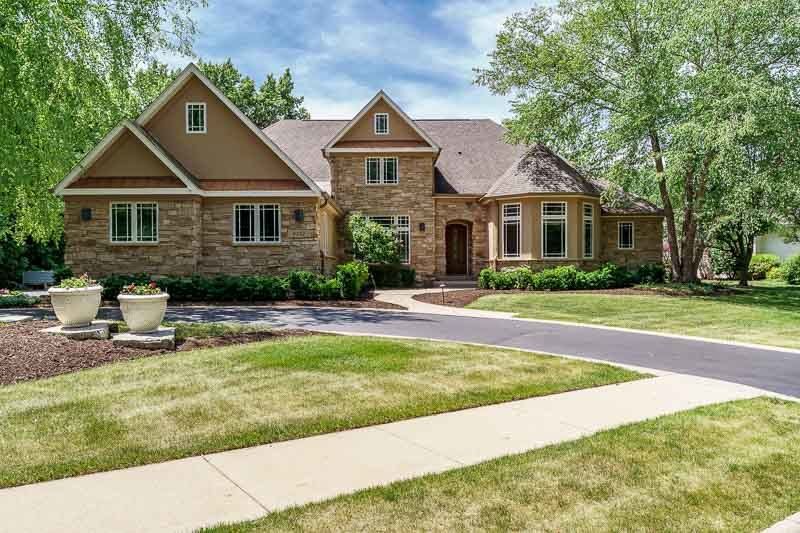 5352 WOODLAND POND Lane — Loves Park, IL 61111