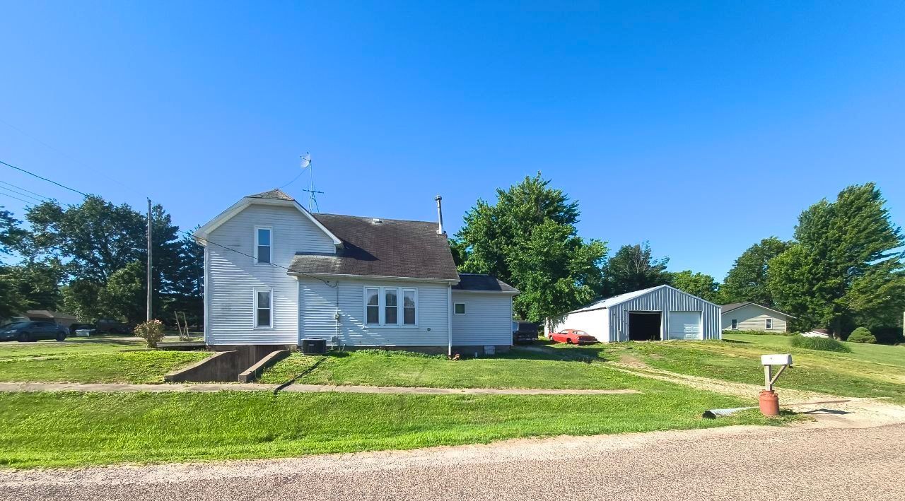 400 S Kentucky Street — Camp Point, IL 62320