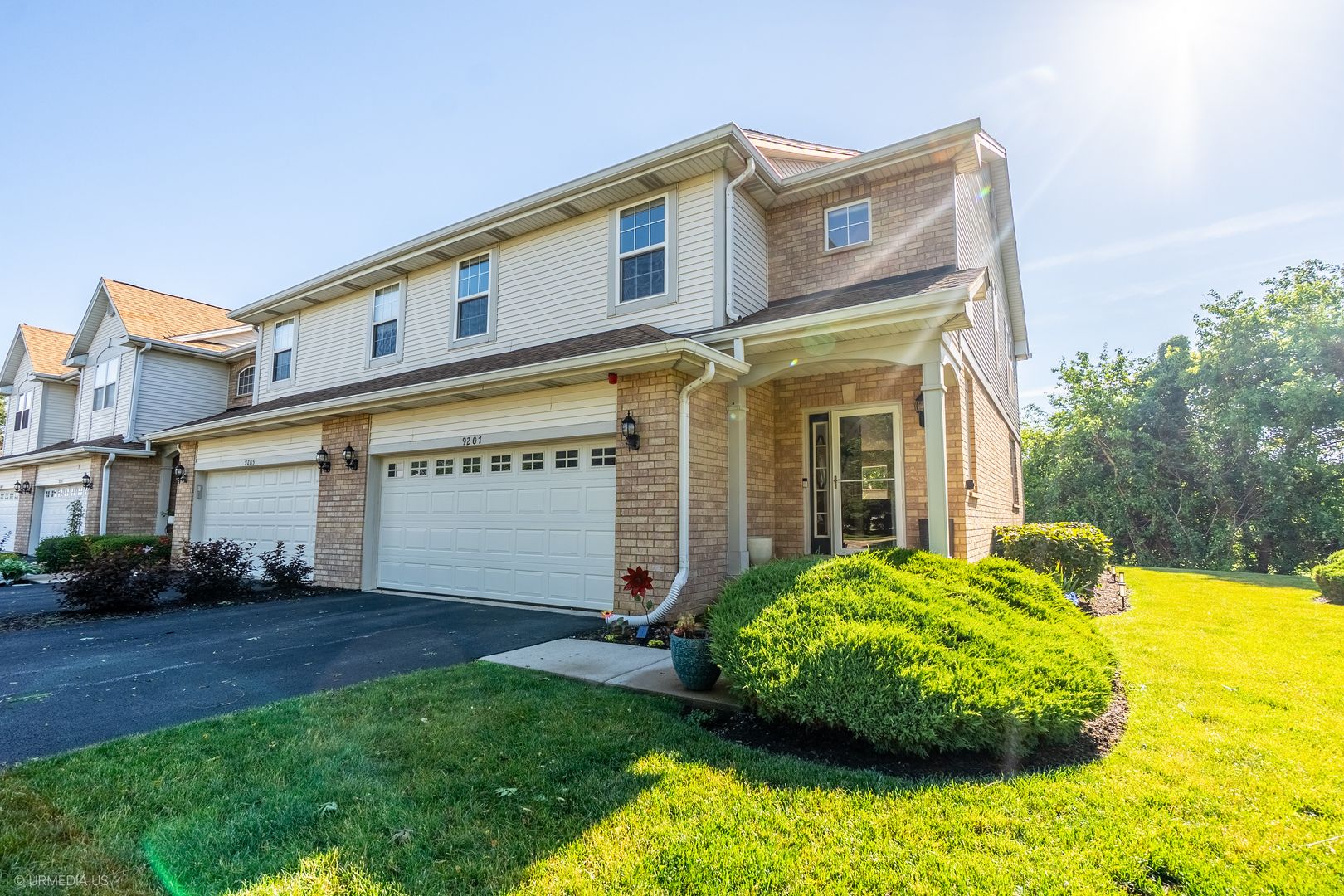 9207 Waterfall Glen Boulevard — Darien, IL 60561
