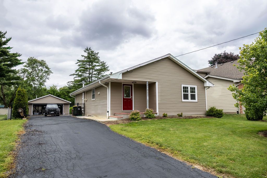 306 N Washington Street — Westmont, IL 60559