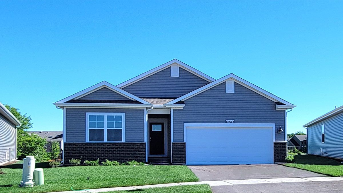 6284 Redwood Trail — Wonder Lake, IL 60097